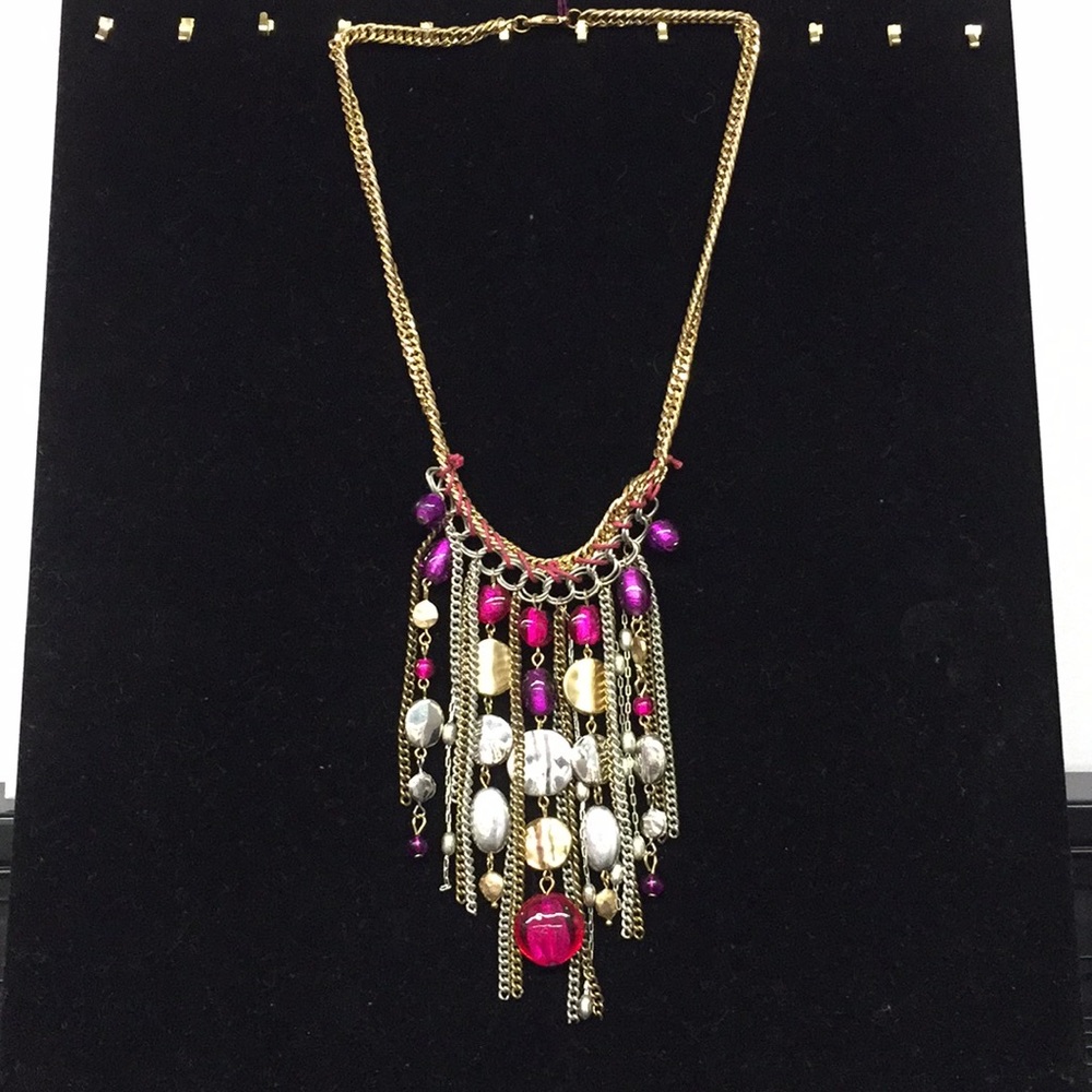 Beautiful Bead and Chain Necklace